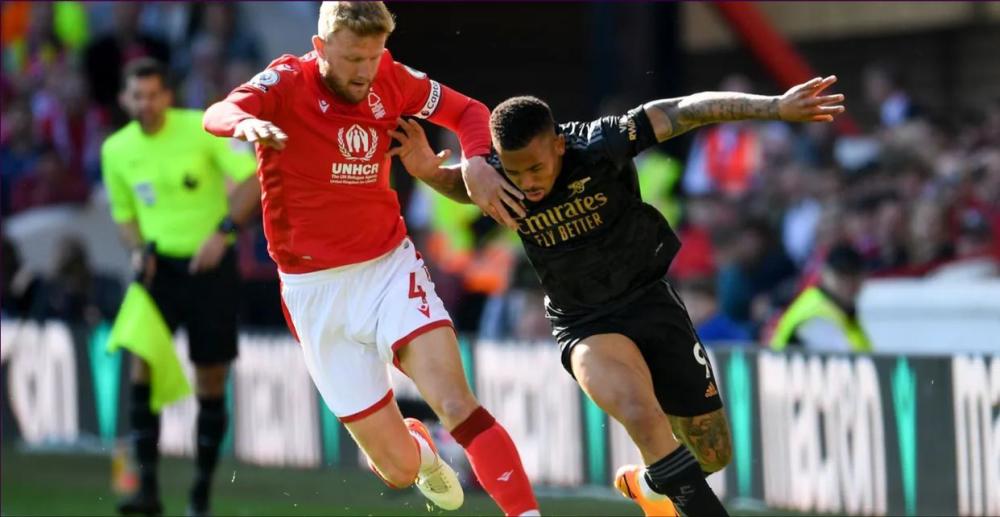  诺丁汉森林绝杀狼队，吉布斯-怀特第94分钟完成救赎时刻  